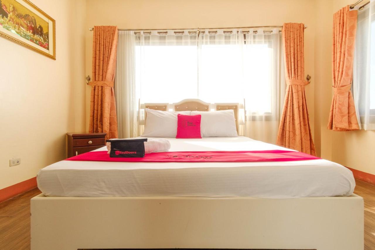 Reddoorz Plus @ Seaborne Hotel Subic Zambales Exteriér fotografie
