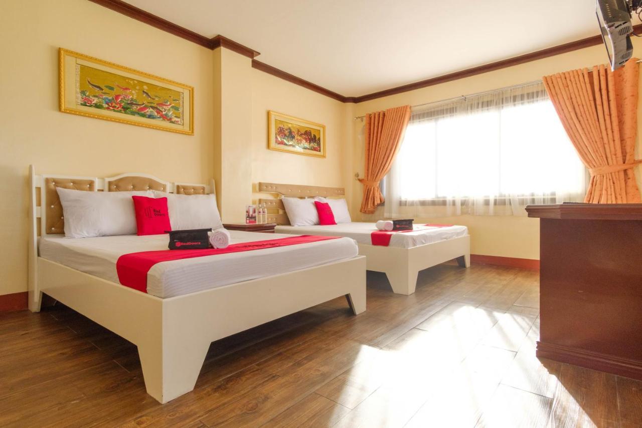 Reddoorz Plus @ Seaborne Hotel Subic Zambales Exteriér fotografie