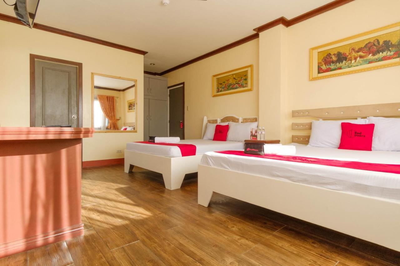 Reddoorz Plus @ Seaborne Hotel Subic Zambales Exteriér fotografie